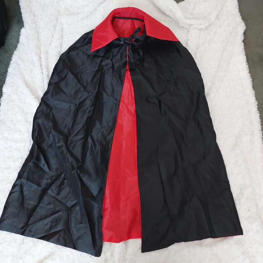 Reversible Versitile Youth Dracula / Devil Halloween Costume Cape Dress Up